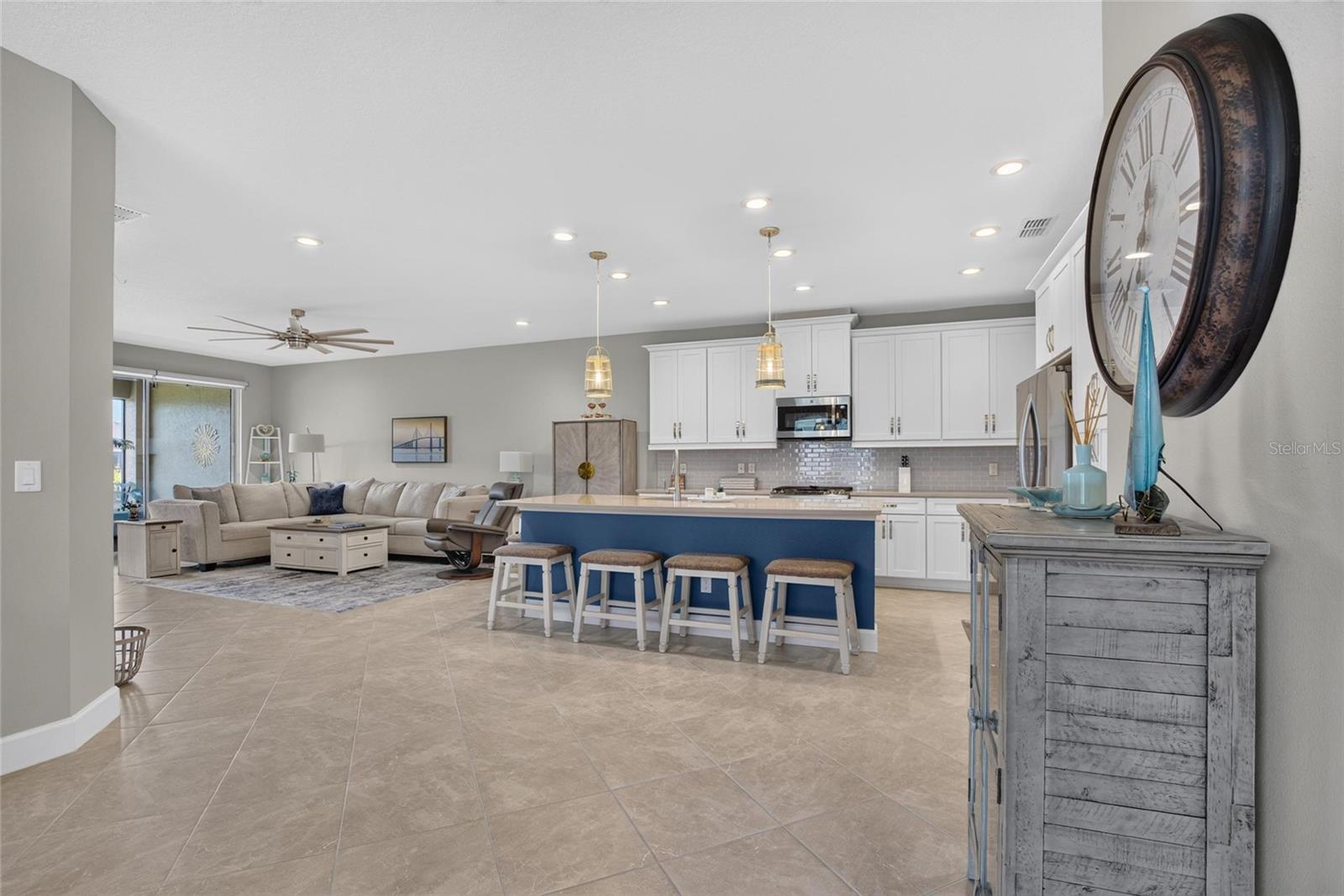 4740 AVILA LAKES DR — photo 4