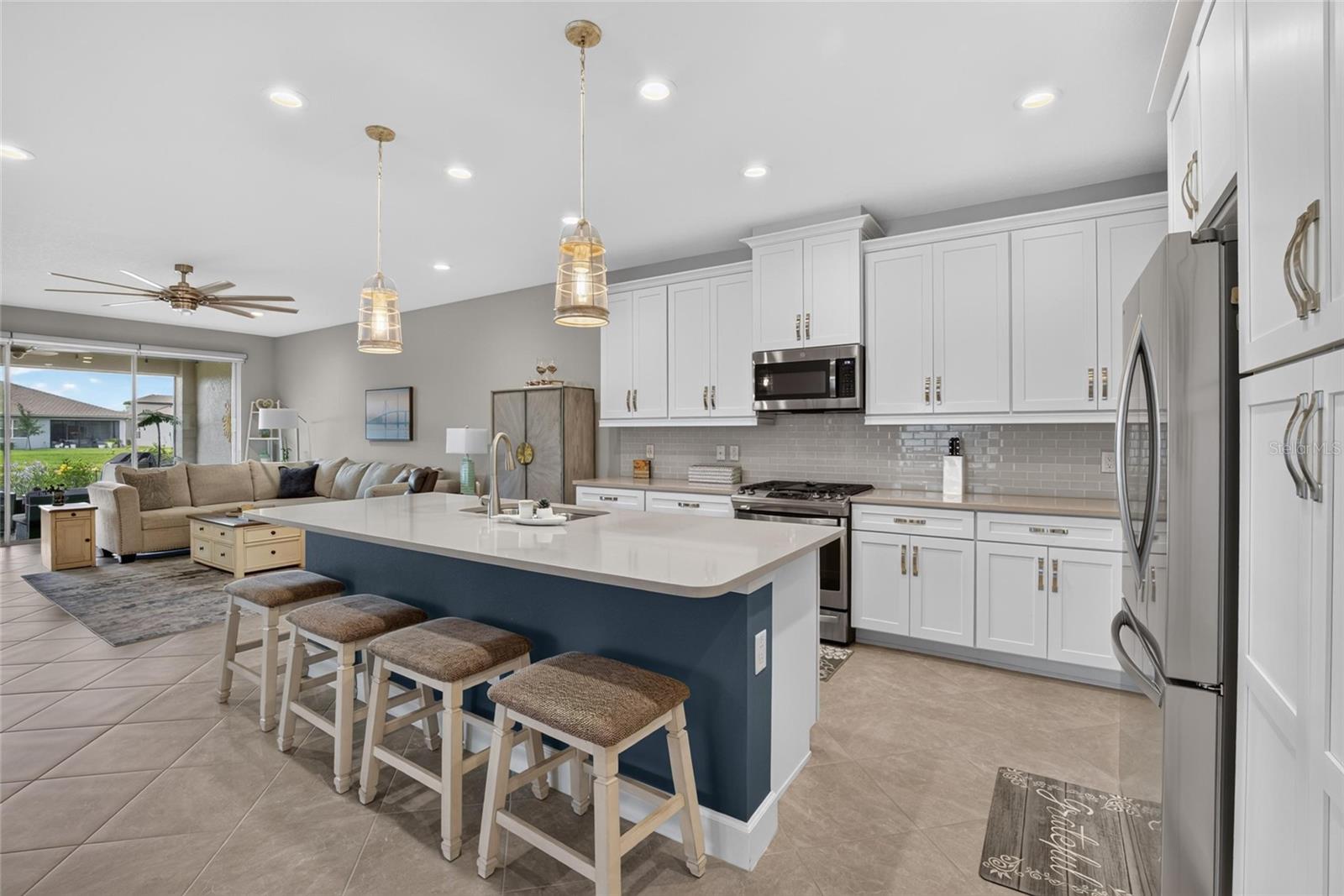 4740 AVILA LAKES DR — photo 6