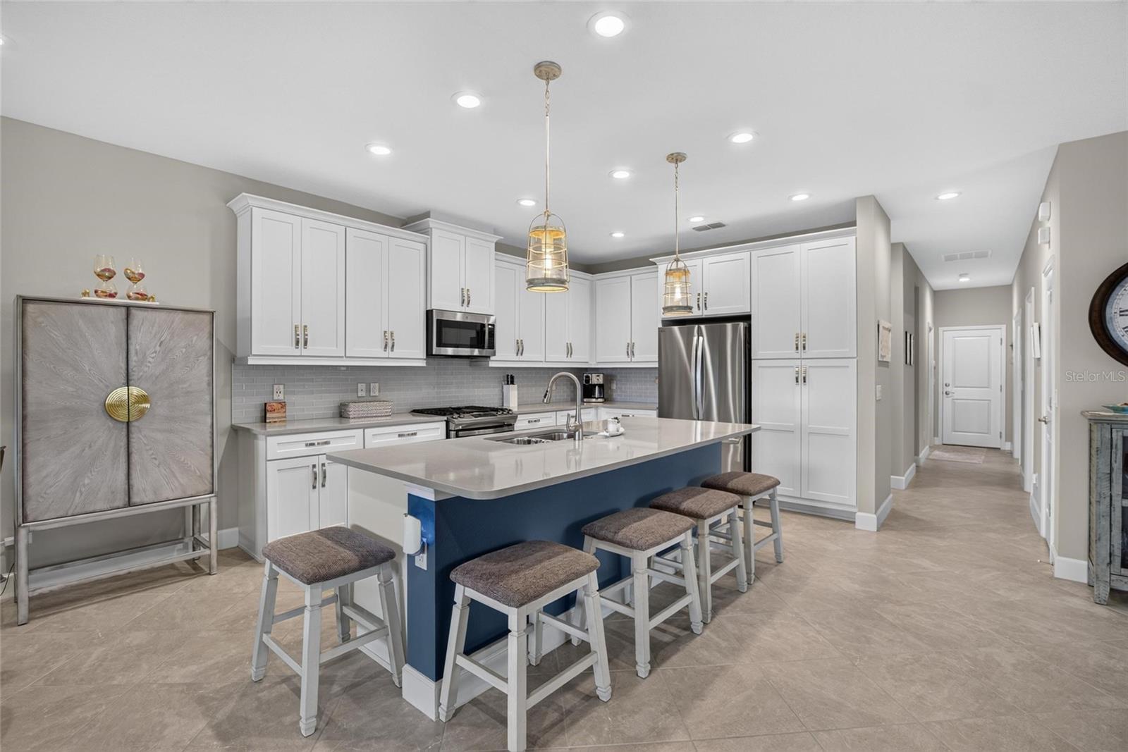 4740 AVILA LAKES DR — photo 9