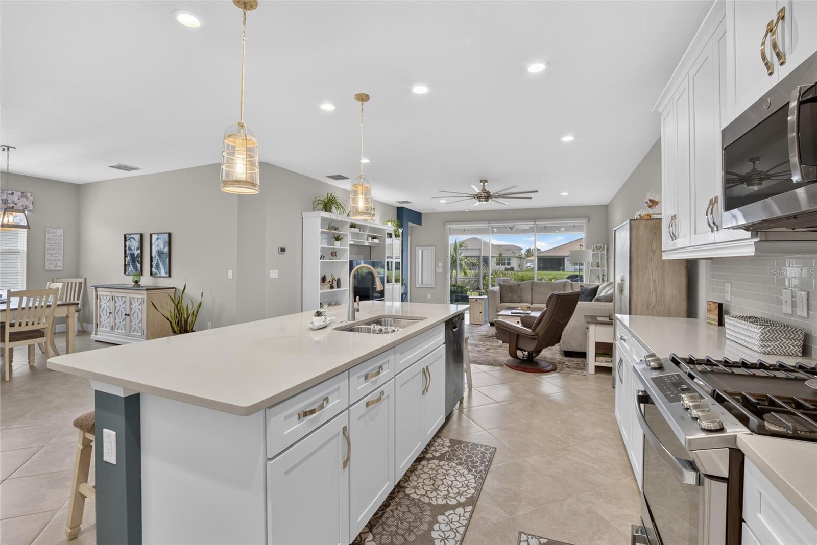 4740 AVILA LAKES DR — photo 7