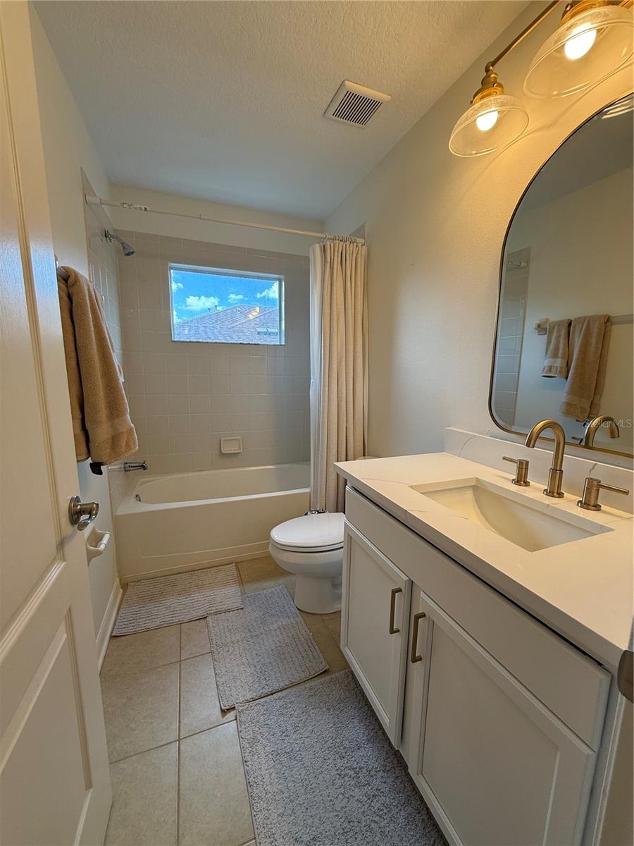 422 WESTCHESTER HILLS LN — photo 37