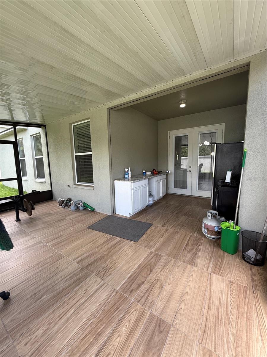 422 WESTCHESTER HILLS LN — photo 17