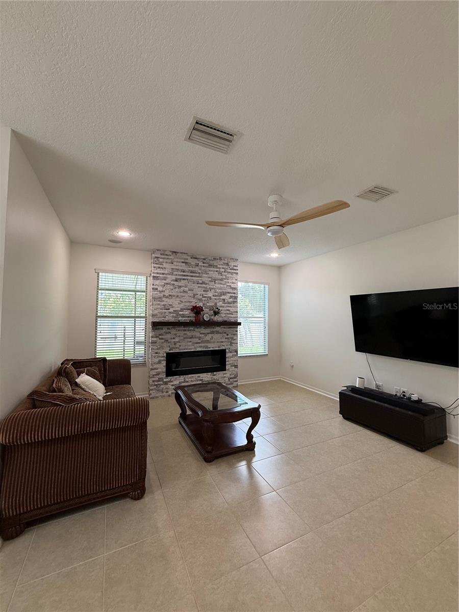 422 WESTCHESTER HILLS LN — photo 51