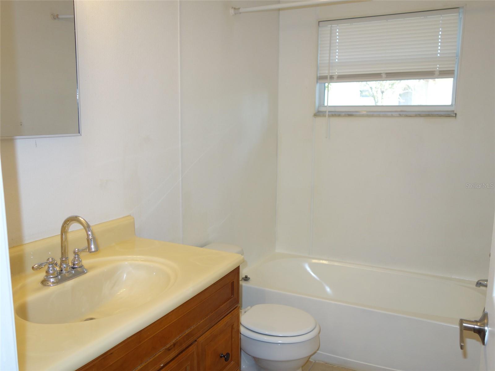 1407 COPPERTREE DR — photo 14