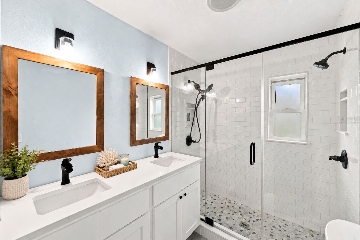 403 NORMANDY RD — photo 42