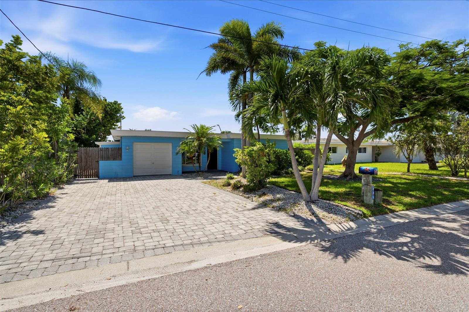 403 NORMANDY RD — photo 4