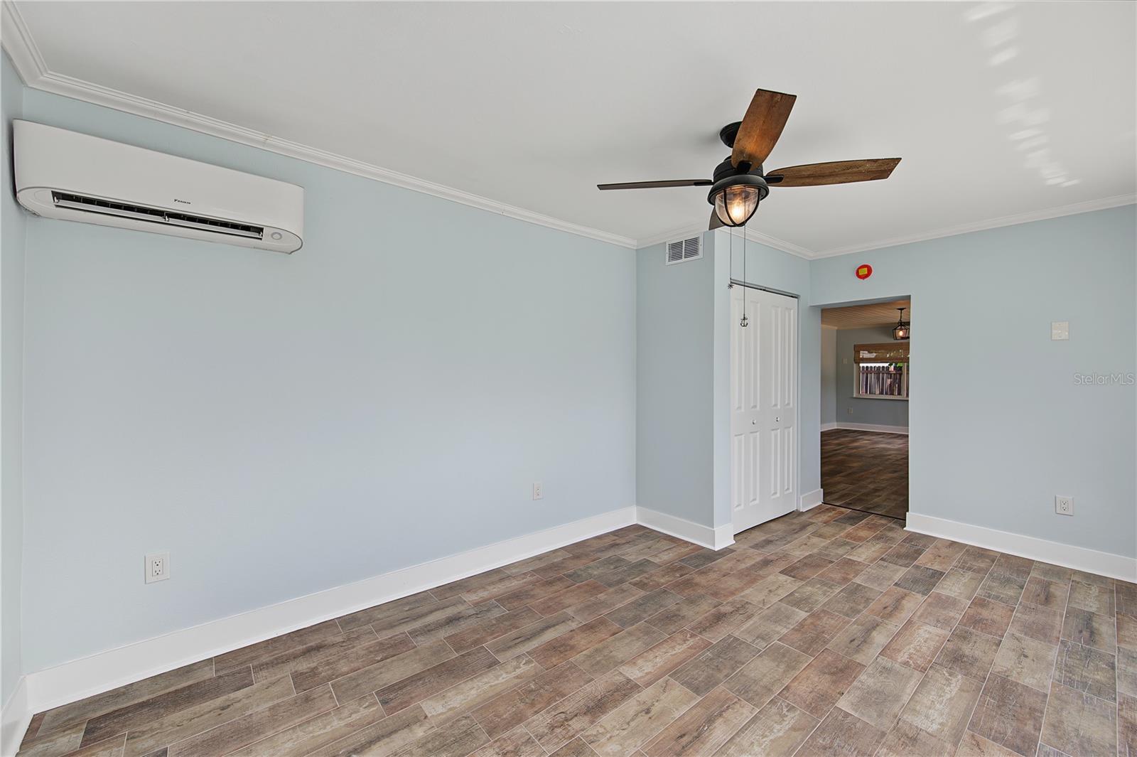 403 NORMANDY RD — photo 30