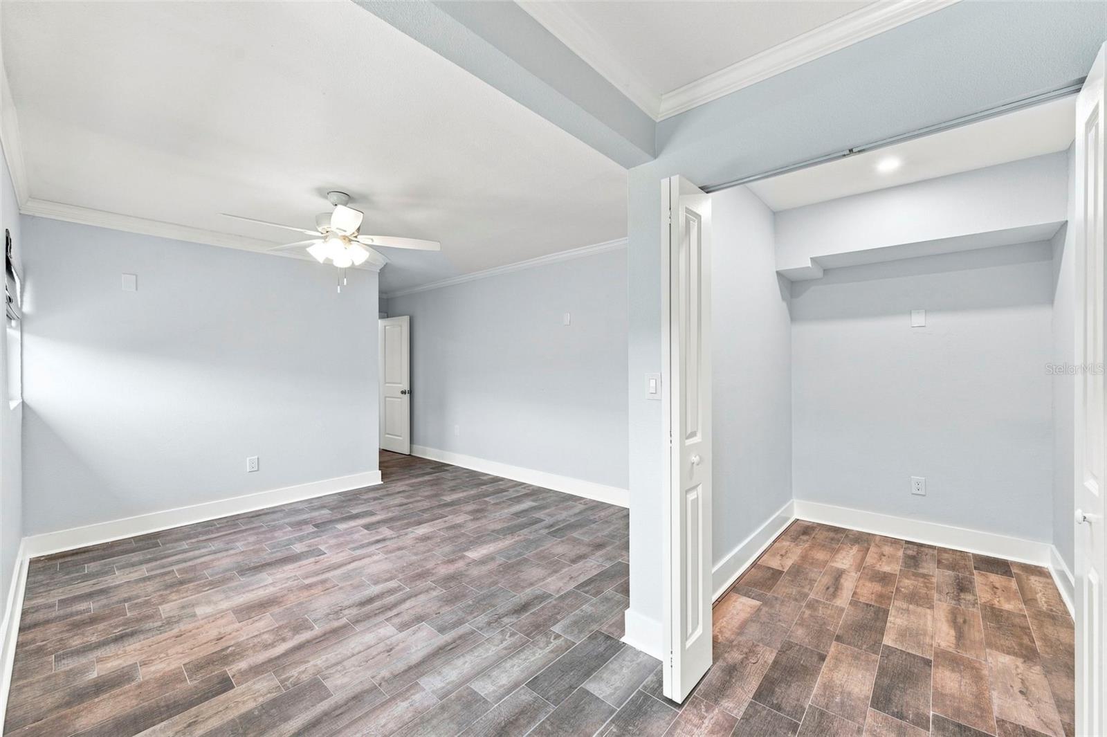 403 NORMANDY RD — photo 40