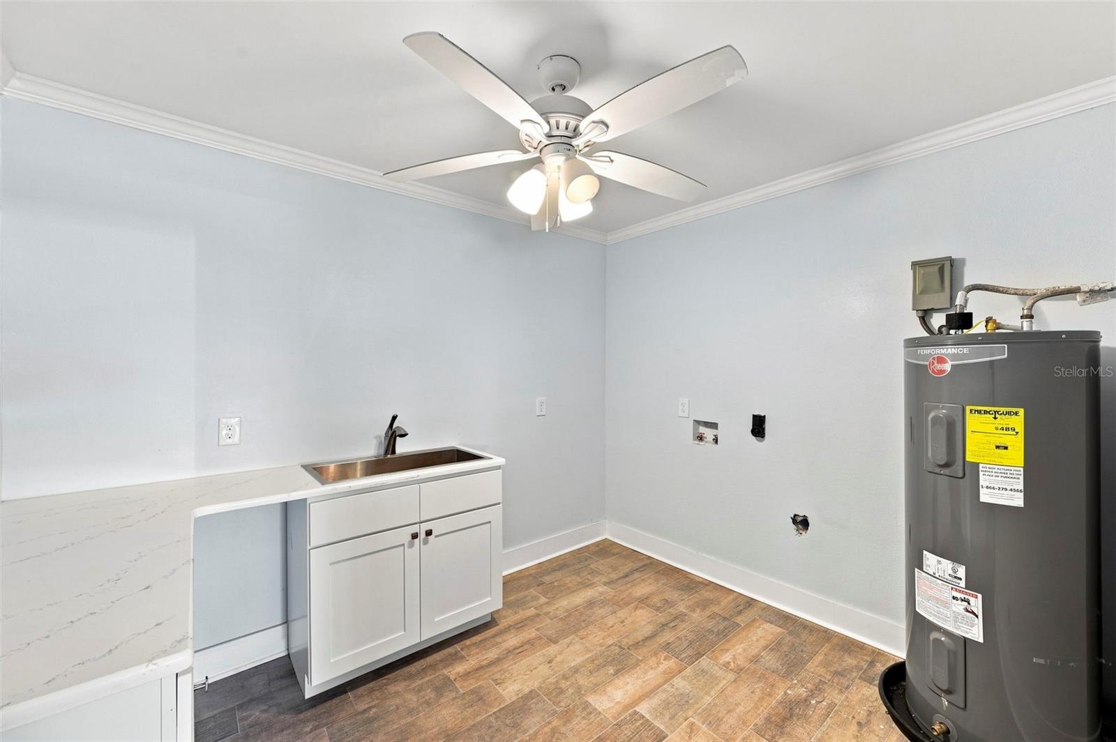 403 NORMANDY RD — photo 18