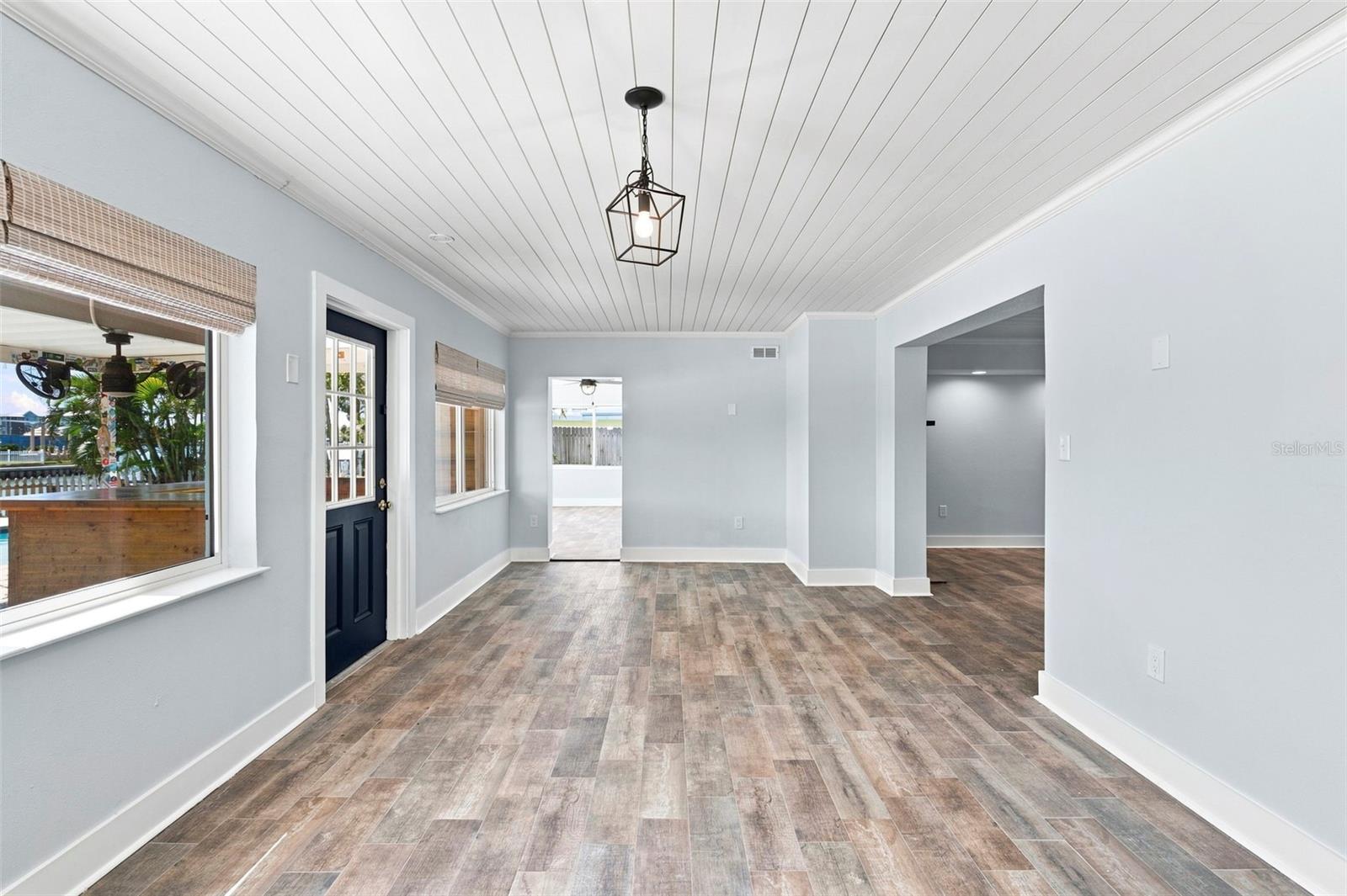 403 NORMANDY RD — photo 25