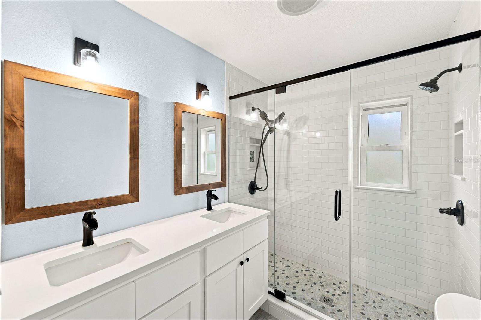 403 NORMANDY RD — photo 43