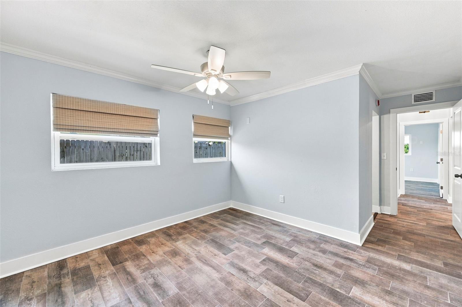 403 NORMANDY RD — photo 39
