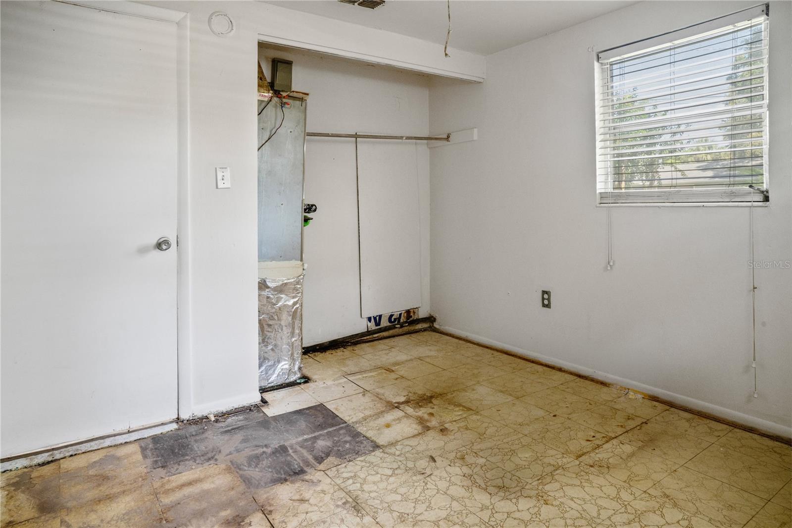 404 W LUTZ LAKE FERN RD — photo 22