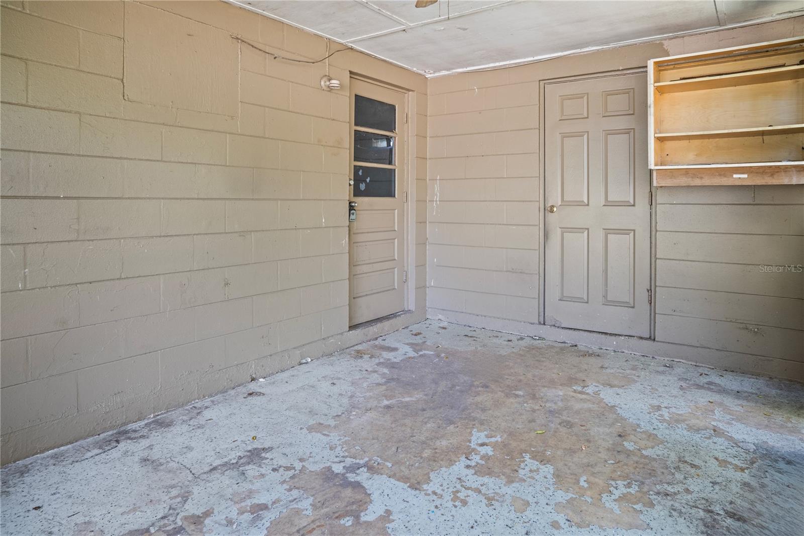 404 W LUTZ LAKE FERN RD — photo 8
