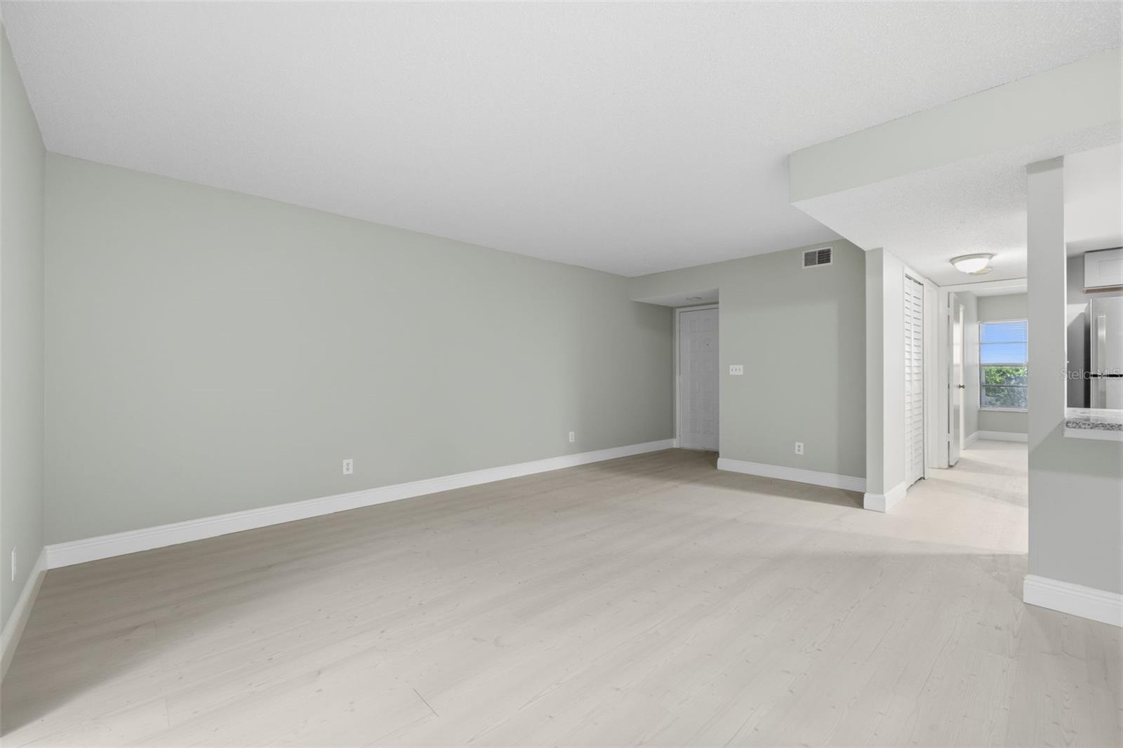 4873 PURITAN CIR #2401 — photo 9