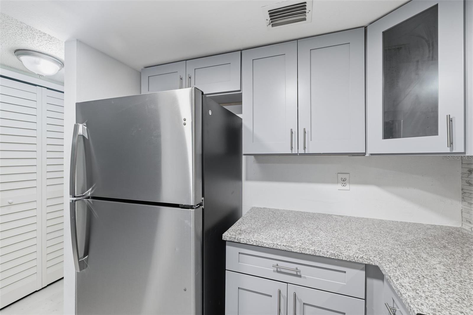 4873 PURITAN CIR #2401 — photo 17