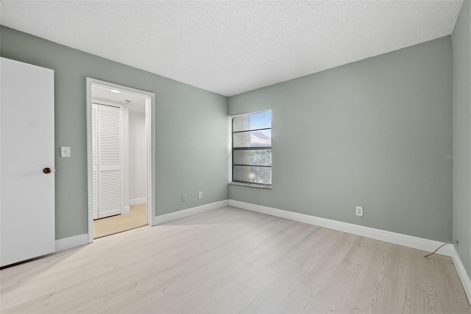 4873 PURITAN CIR #2401 — photo 18