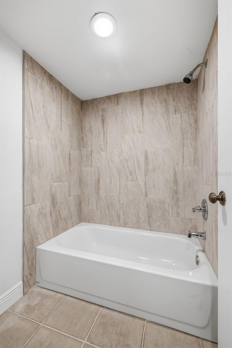 4873 PURITAN CIR #2401 — photo 21
