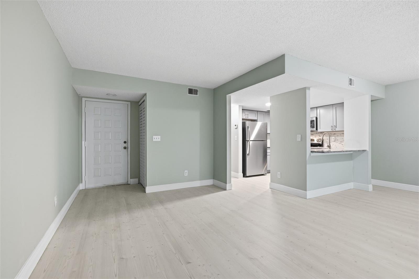 4873 PURITAN CIR #2401 — photo 6