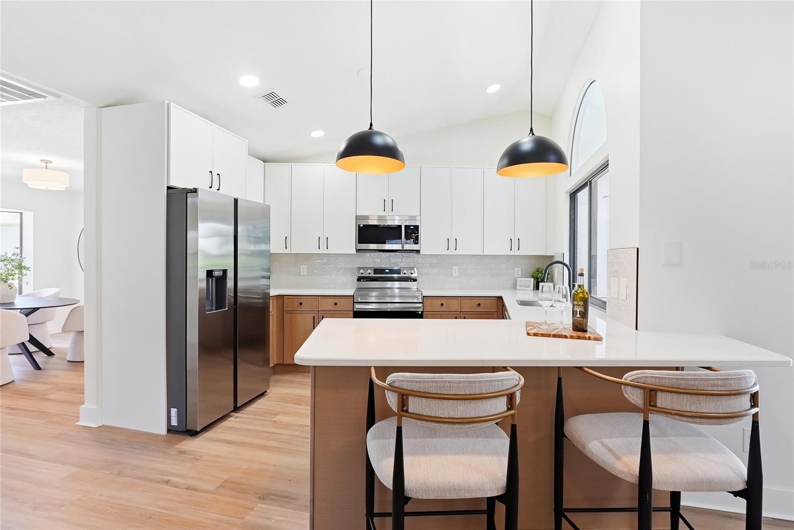 2889 HAMMOCK DR — photo 8