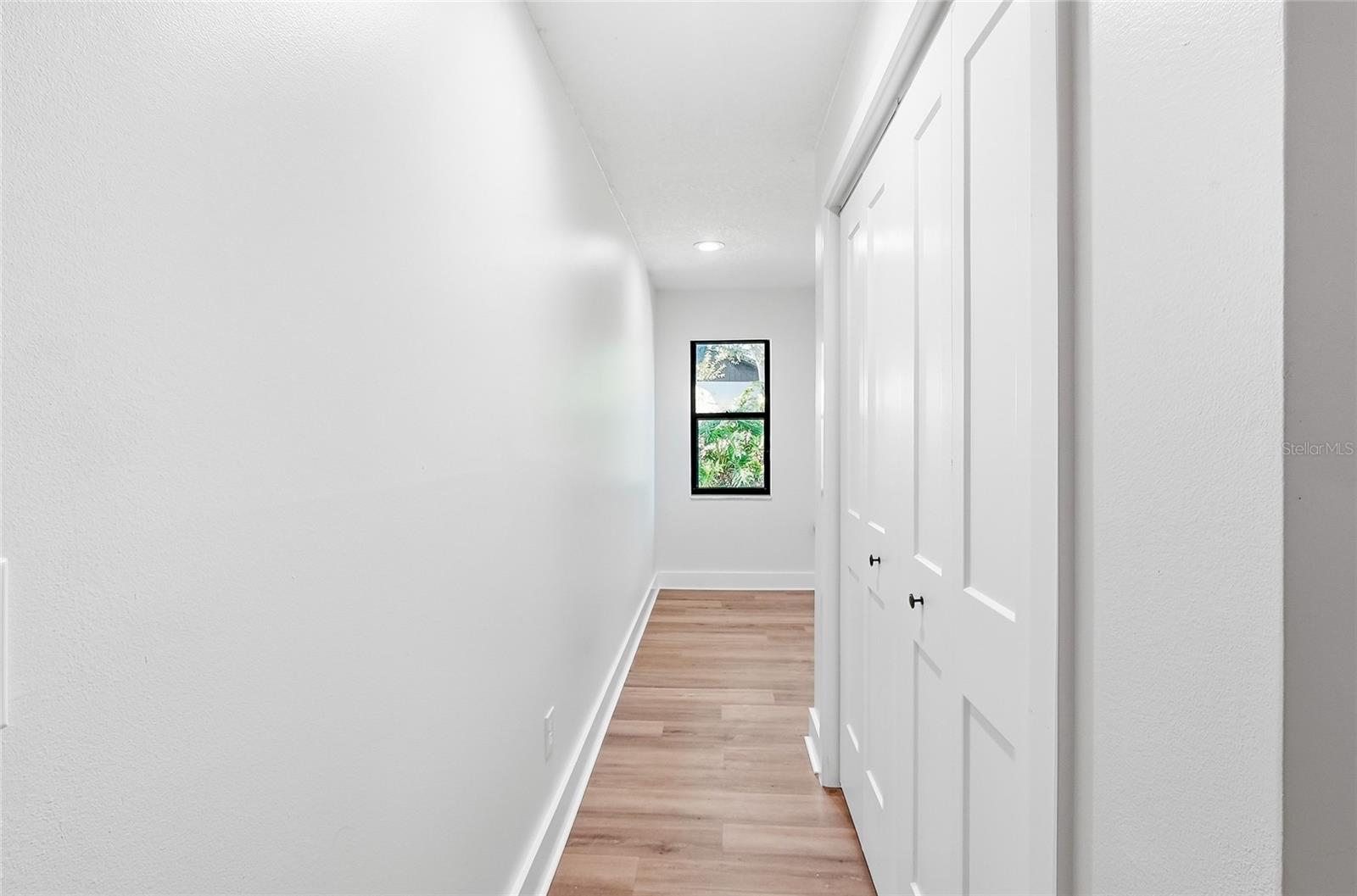 2889 HAMMOCK DR — photo 18