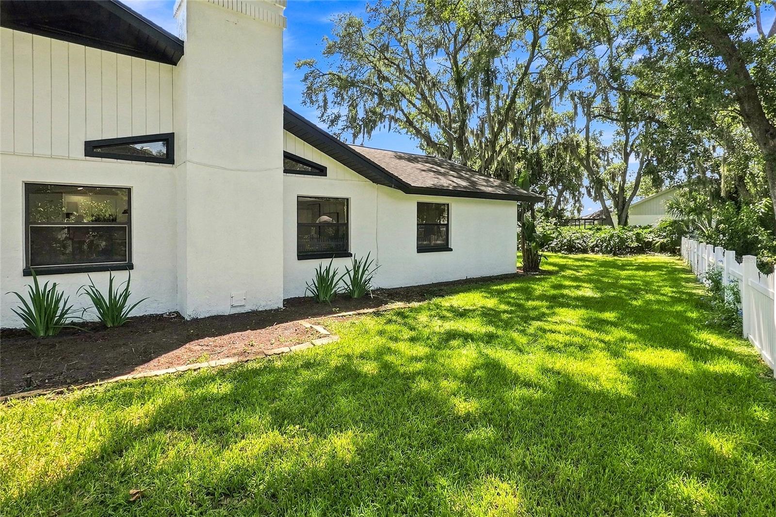 2889 HAMMOCK DR — photo 46