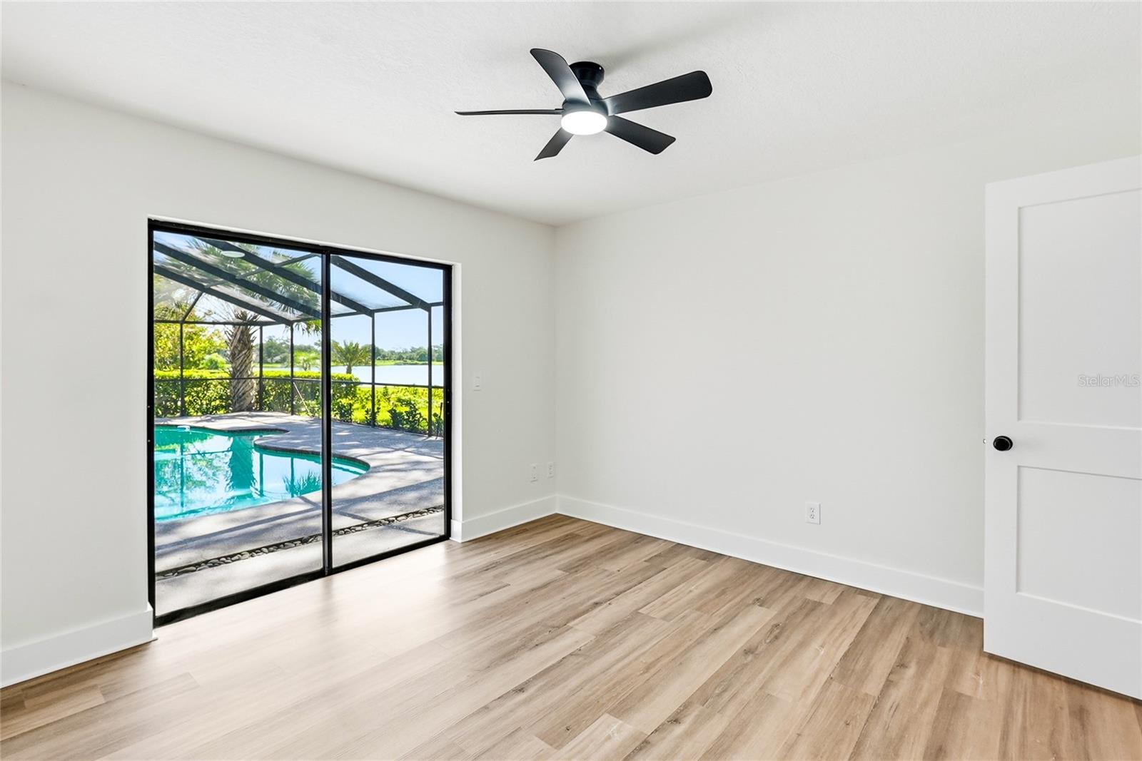 2889 HAMMOCK DR — photo 36