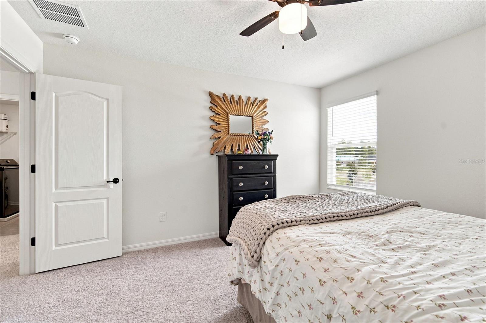 6473 BURNING OPAL BND — photo 46