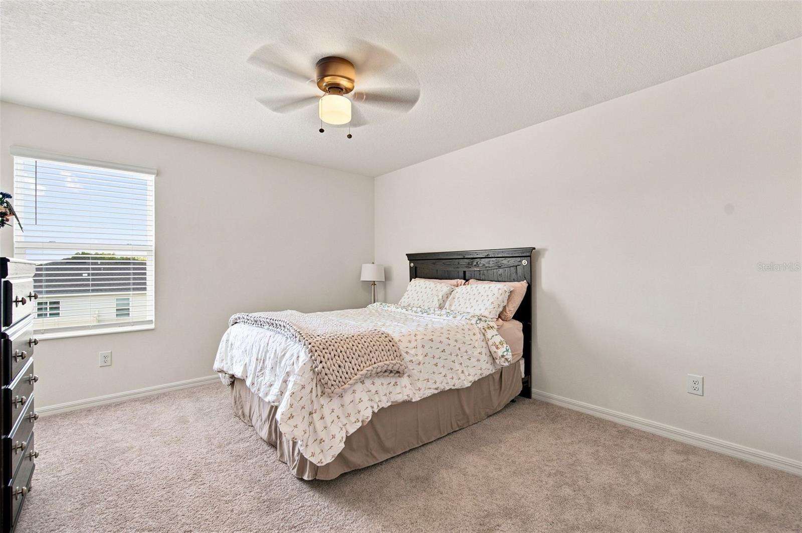 6473 BURNING OPAL BND — photo 48