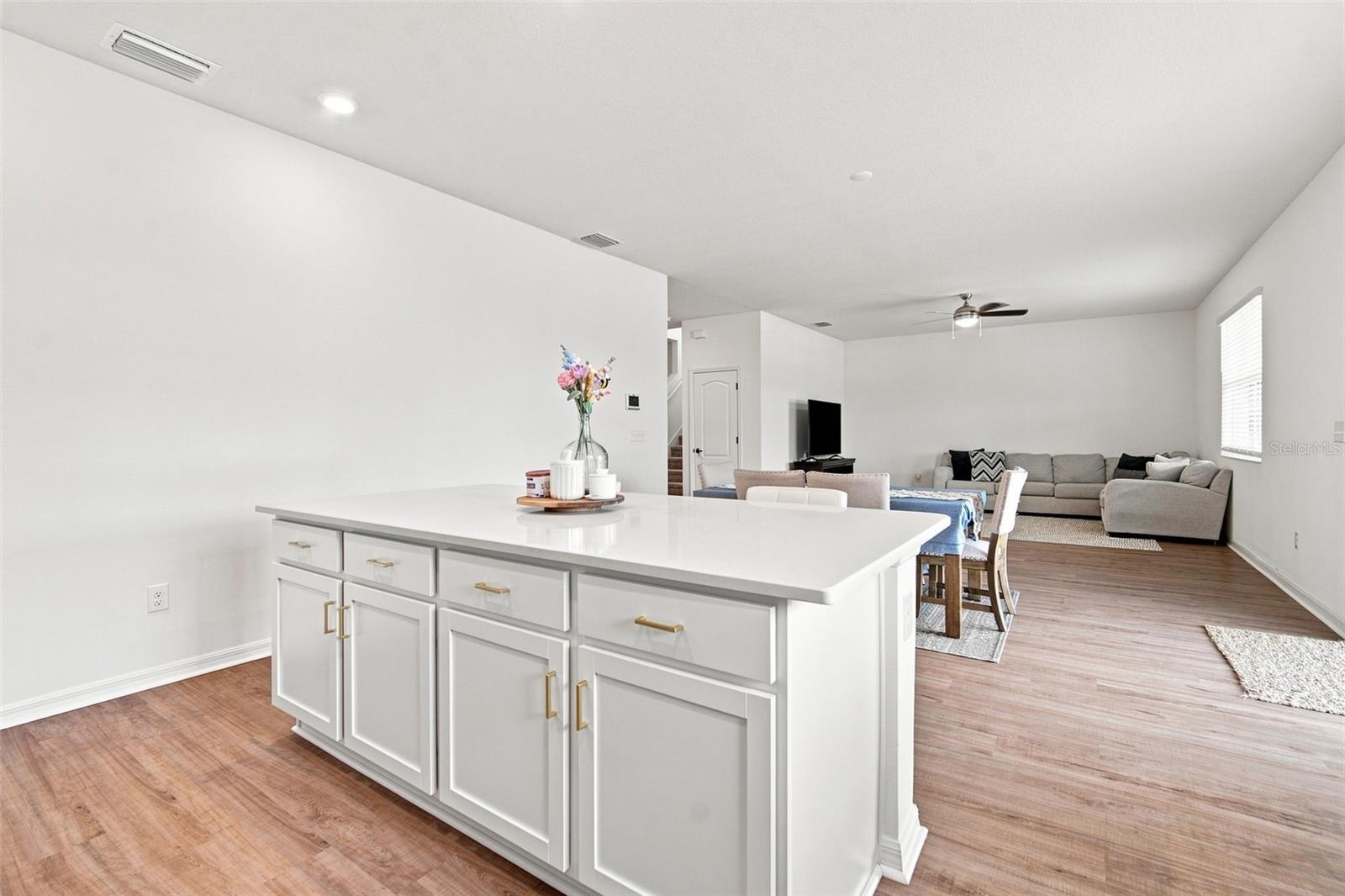 6473 BURNING OPAL BND — photo 19