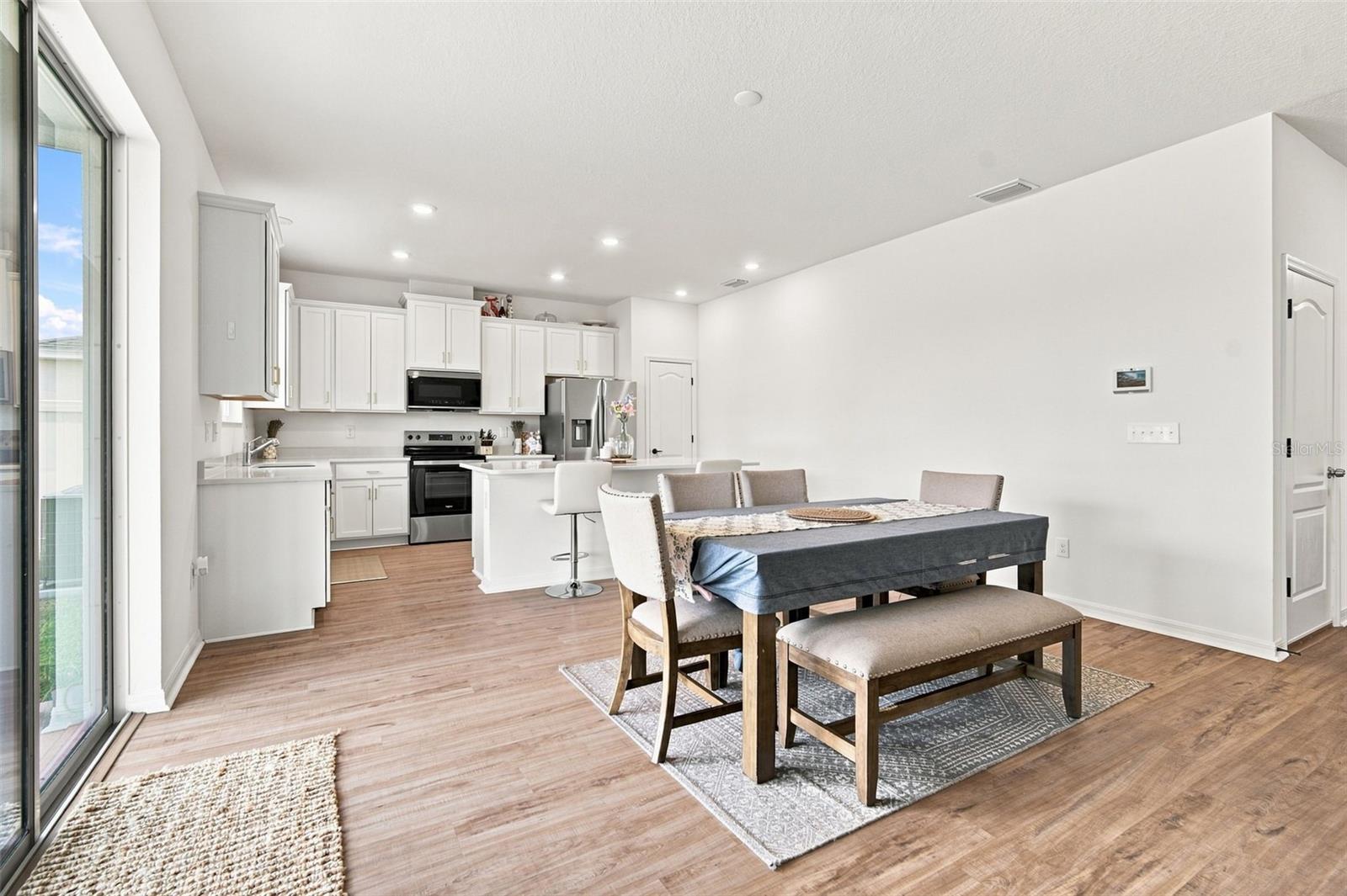 6473 BURNING OPAL BND — photo 15