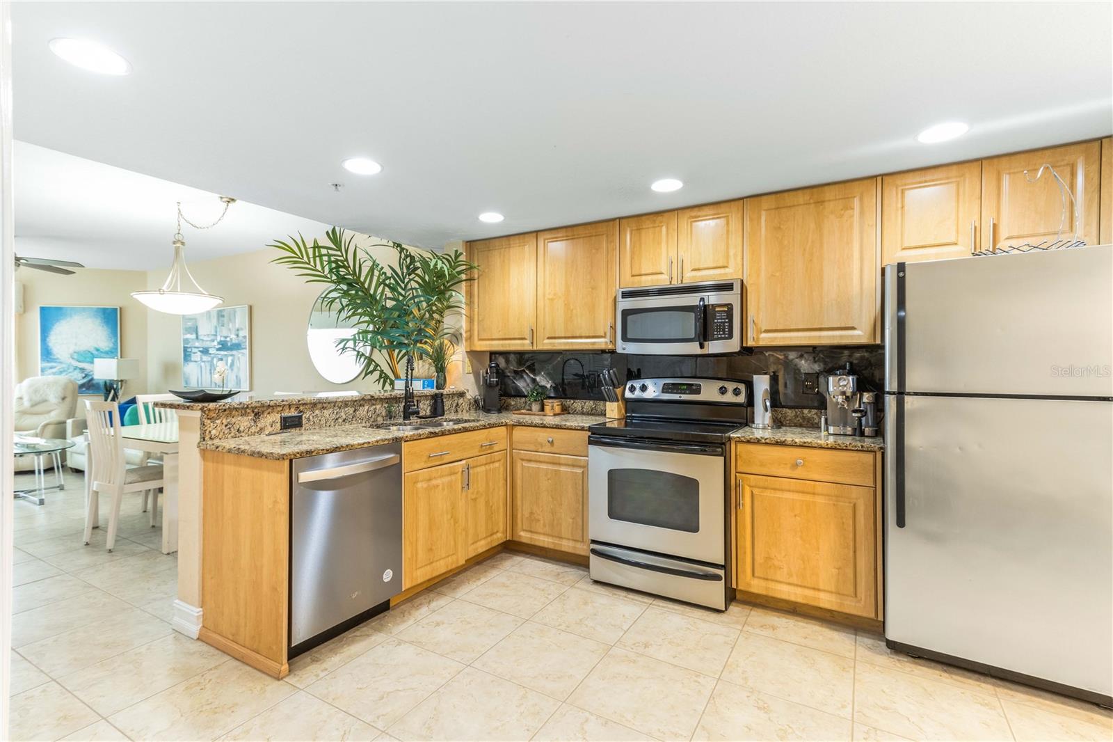 11605 GULF BLVD #503 — photo 31