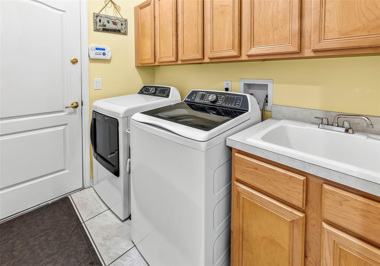 28 CAMELOT RIDGE DR — photo 25