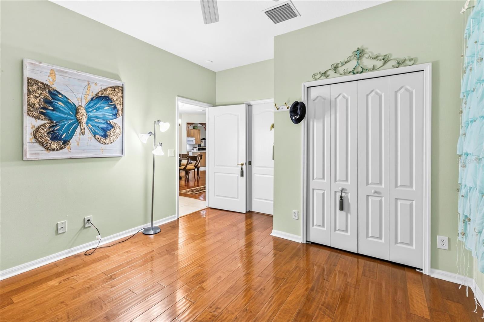28 CAMELOT RIDGE DR — photo 19