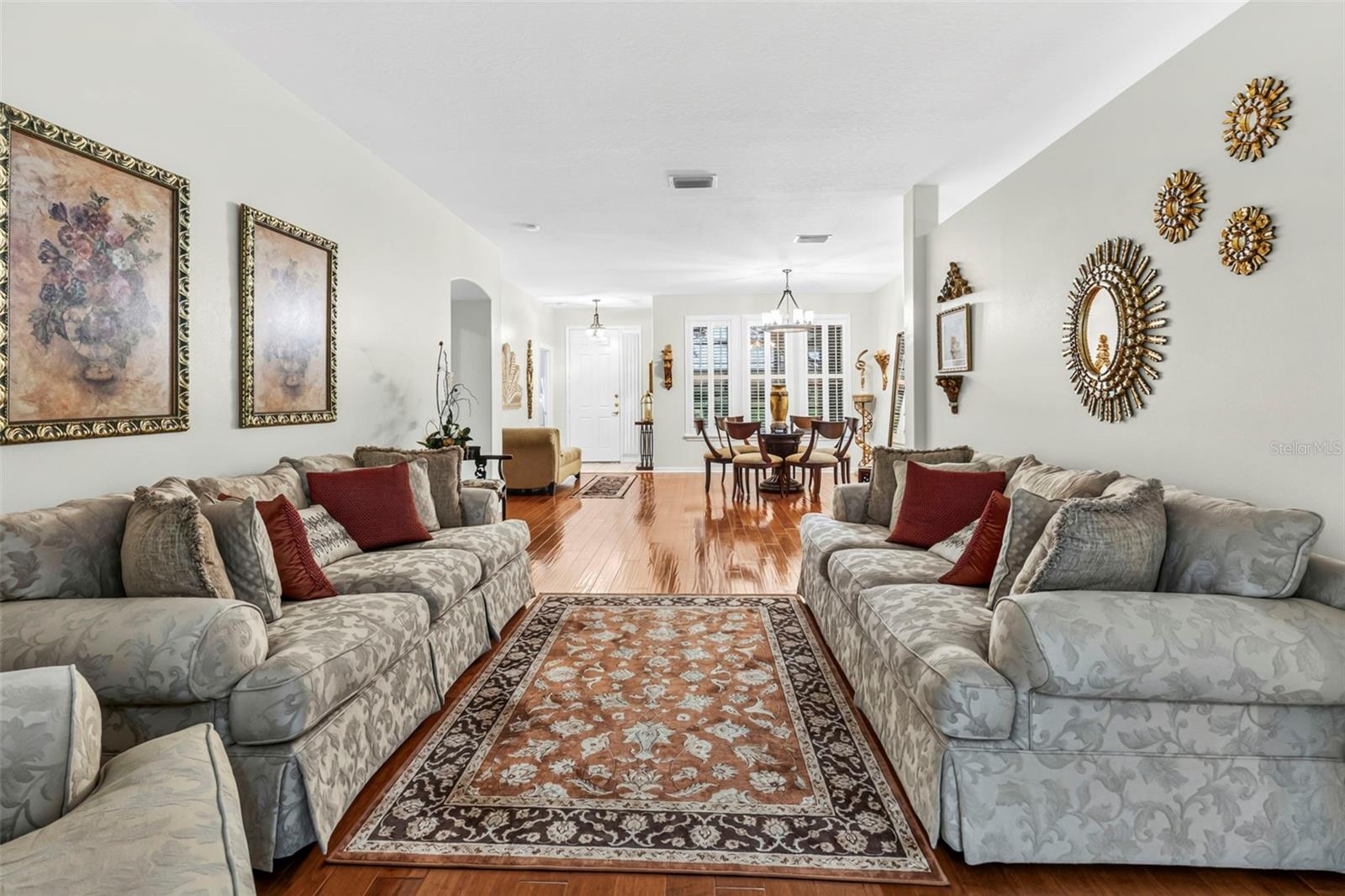 28 CAMELOT RIDGE DR — photo 17