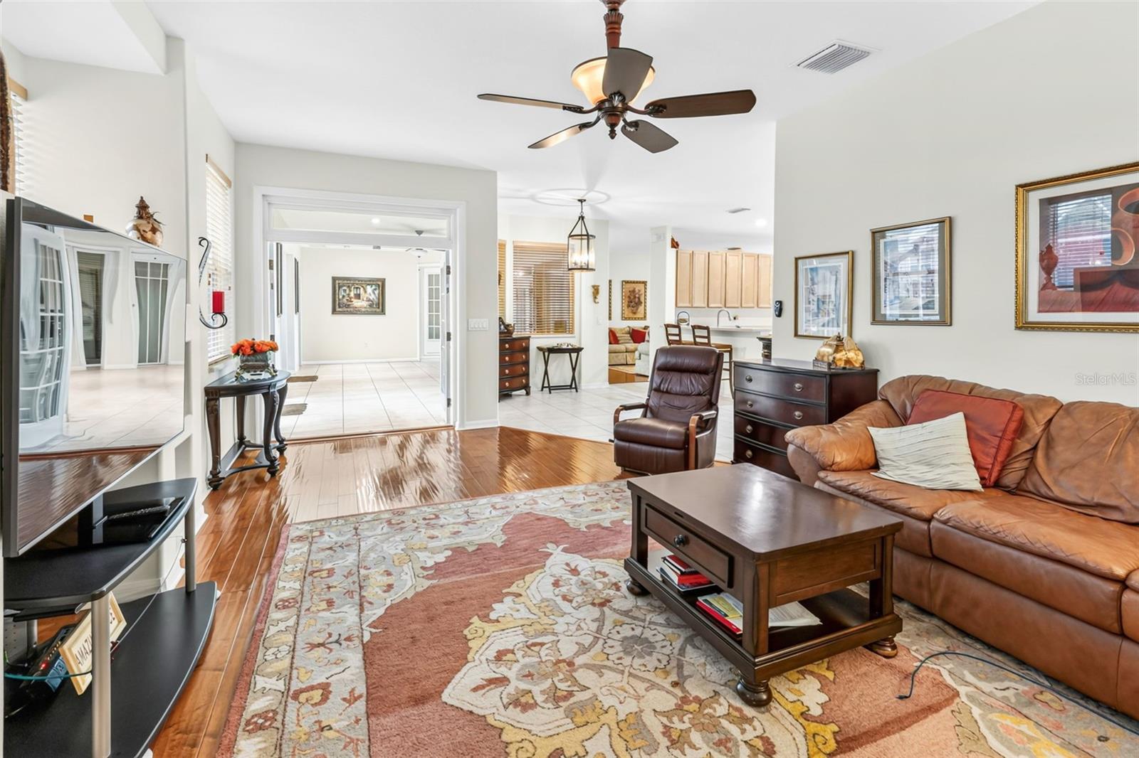 28 CAMELOT RIDGE DR — photo 31