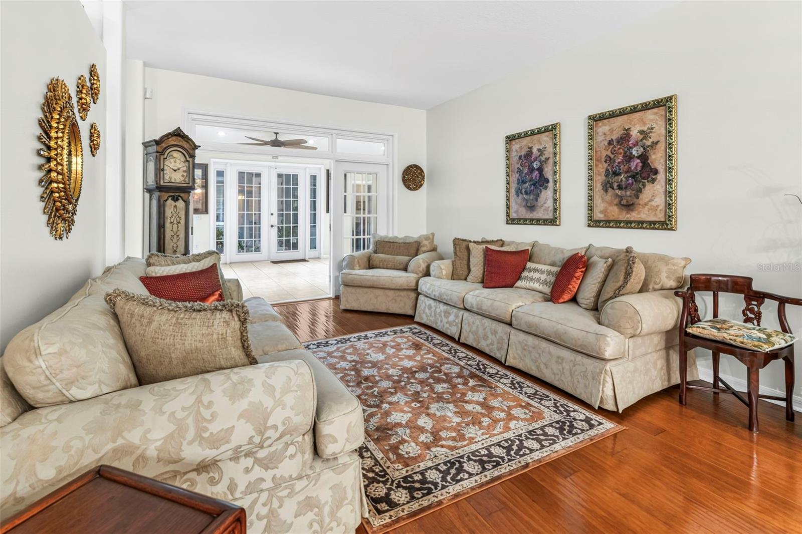 28 CAMELOT RIDGE DR — photo 12