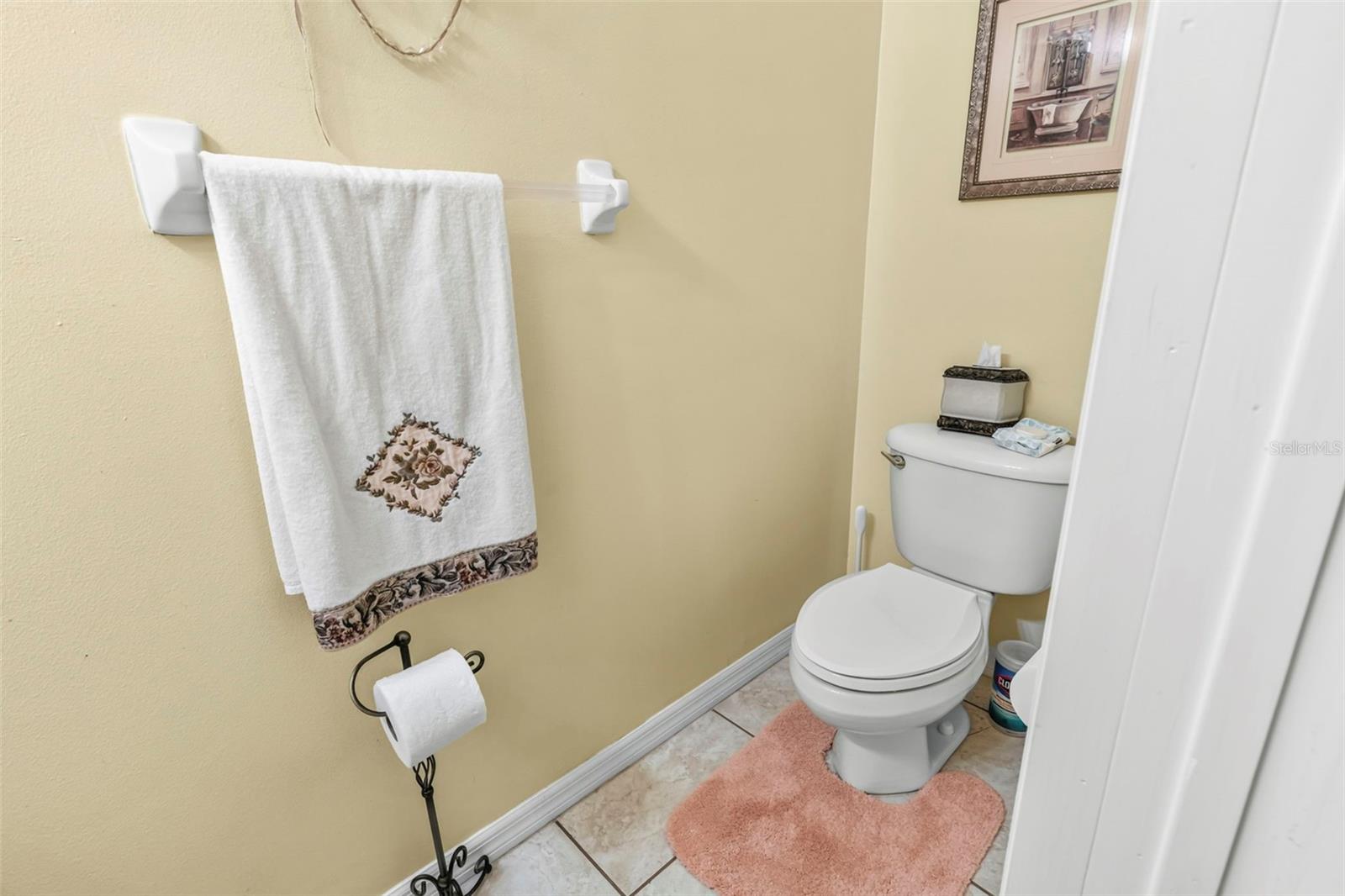 28 CAMELOT RIDGE DR — photo 47