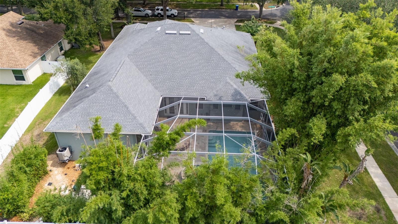 28 CAMELOT RIDGE DR — photo 67