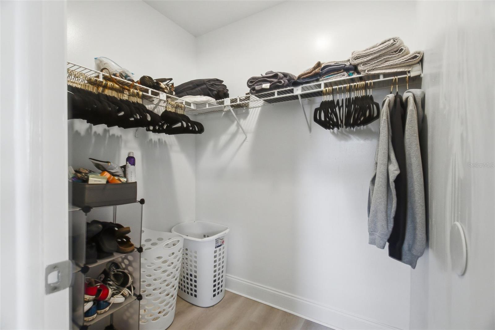 7907 DEER FOOT DR — photo 16