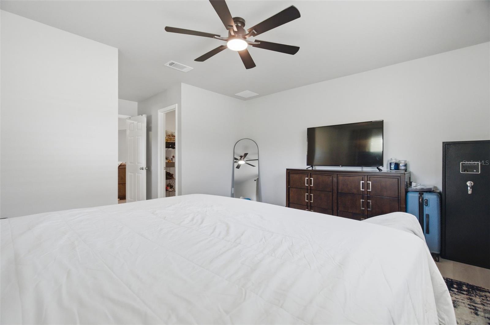 7907 DEER FOOT DR — photo 13