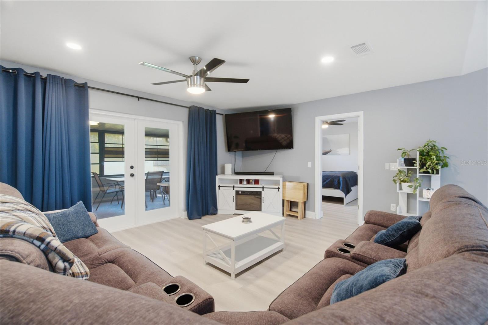 7907 DEER FOOT DR — photo 5