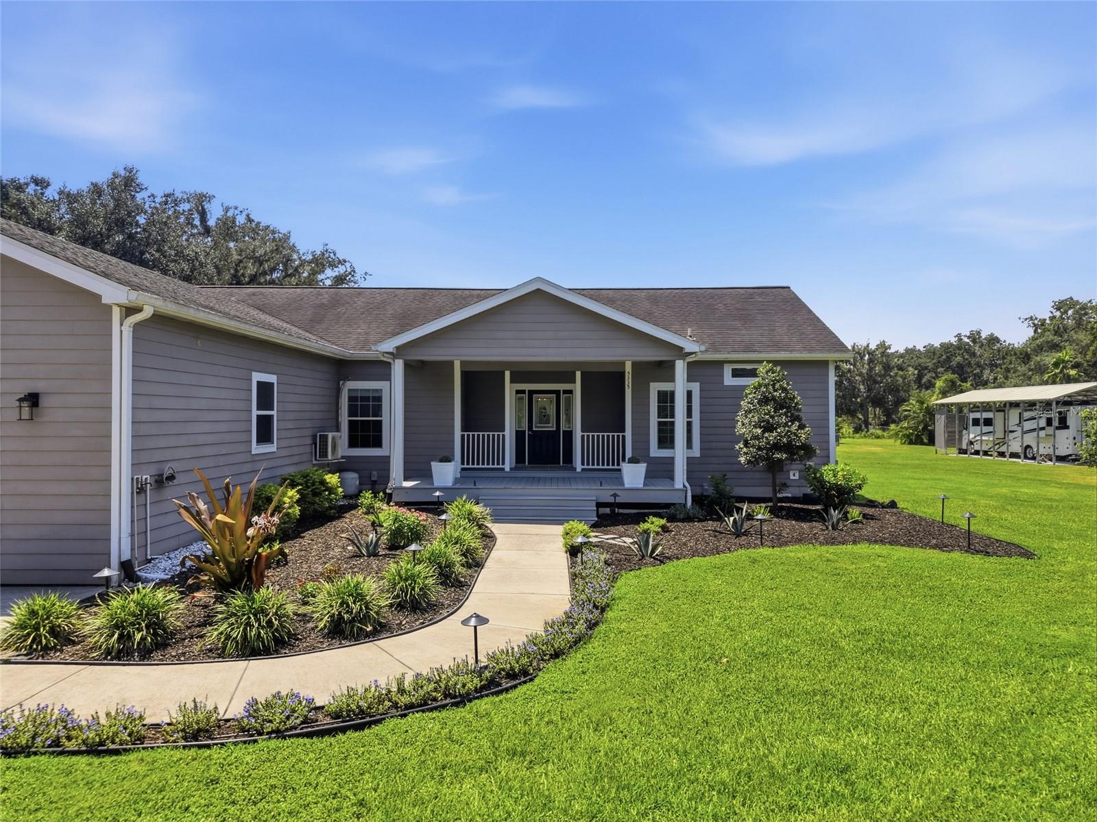 5335 SHAKESPEARE DR — photo 3
