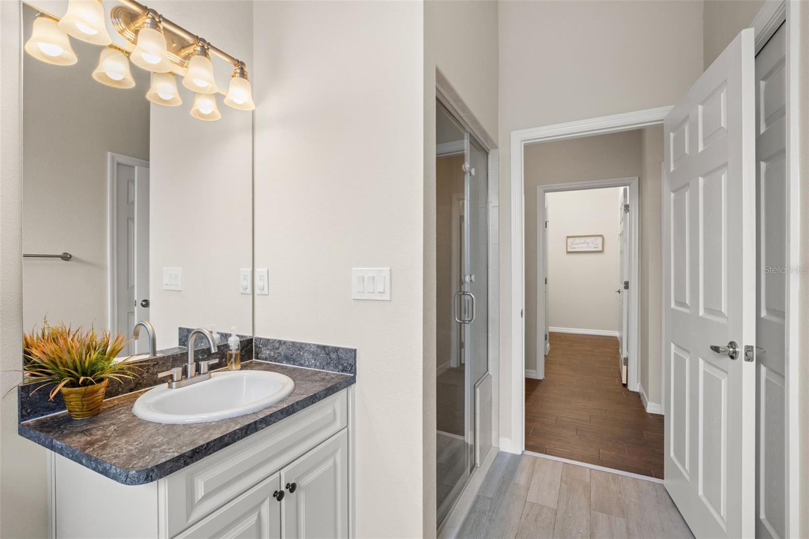 7904 OREGOLD DR — photo 43