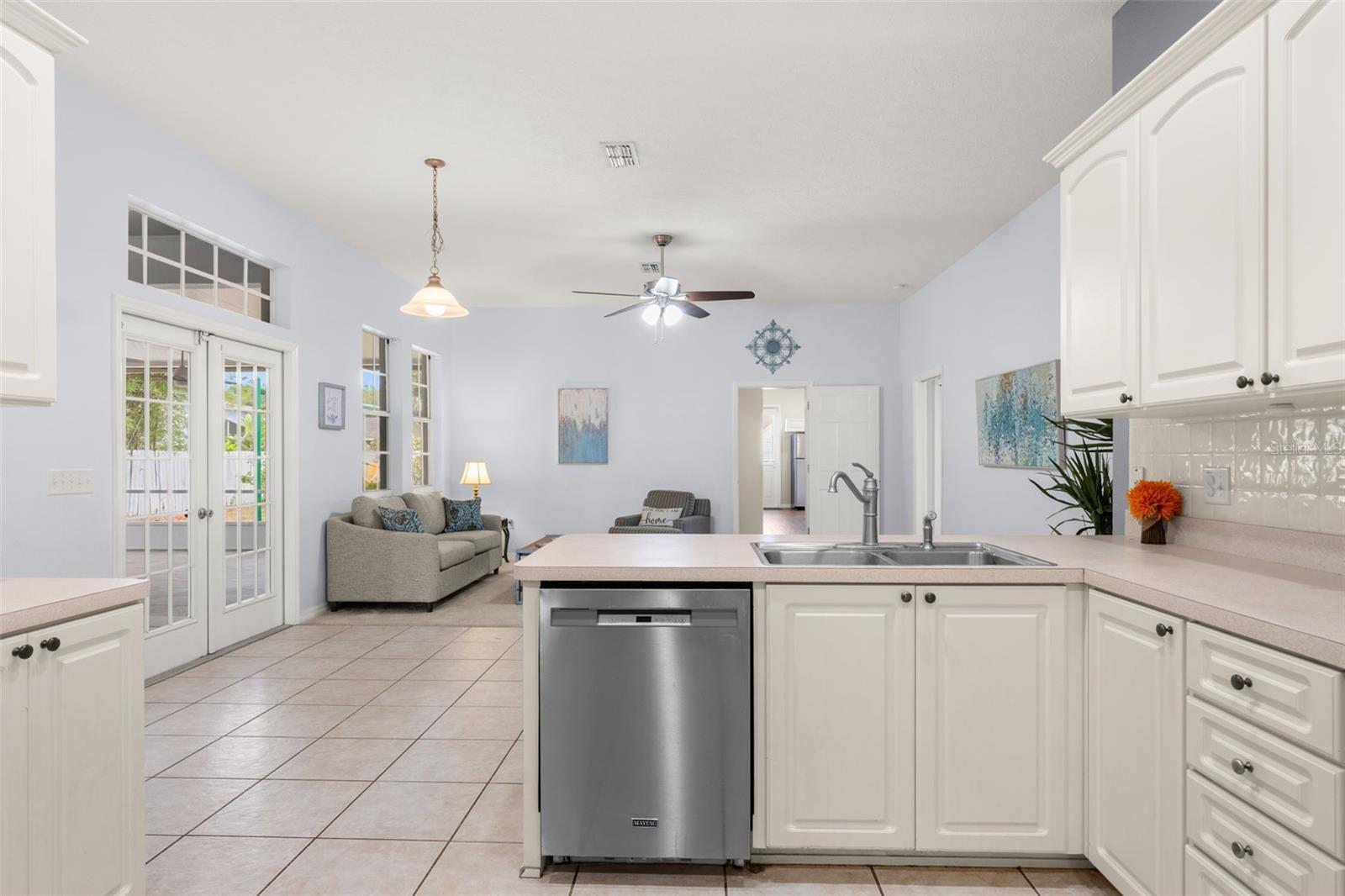 7904 OREGOLD DR — photo 22