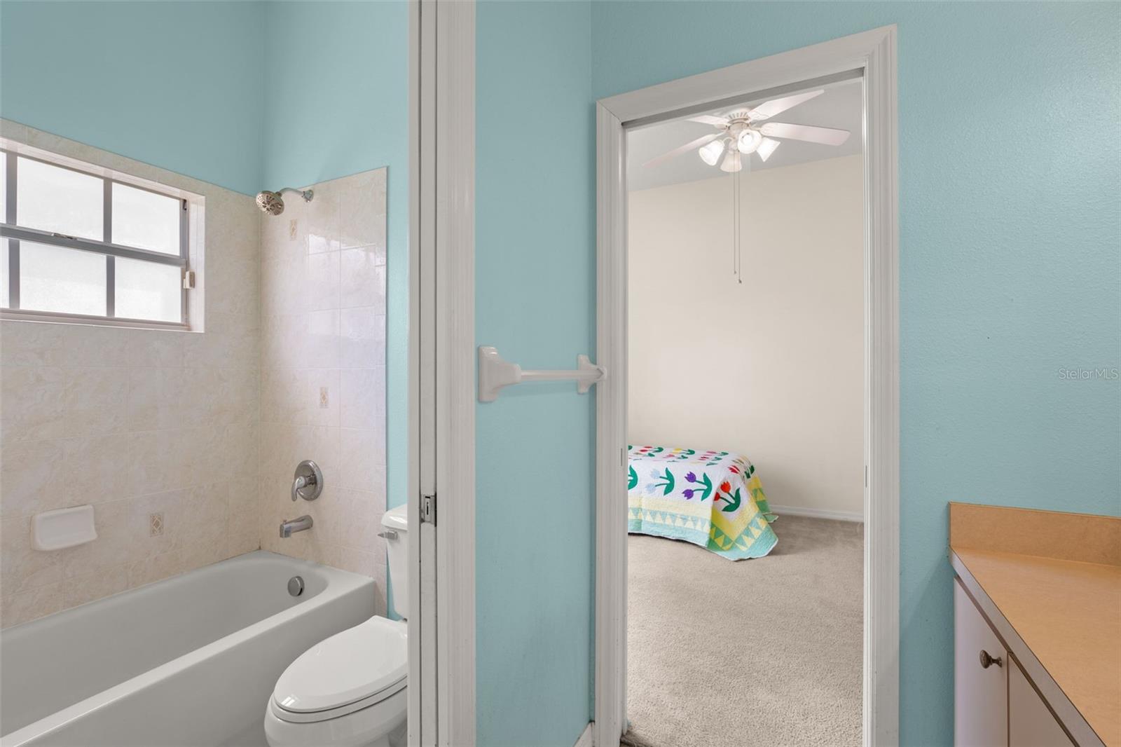 7904 OREGOLD DR — photo 34