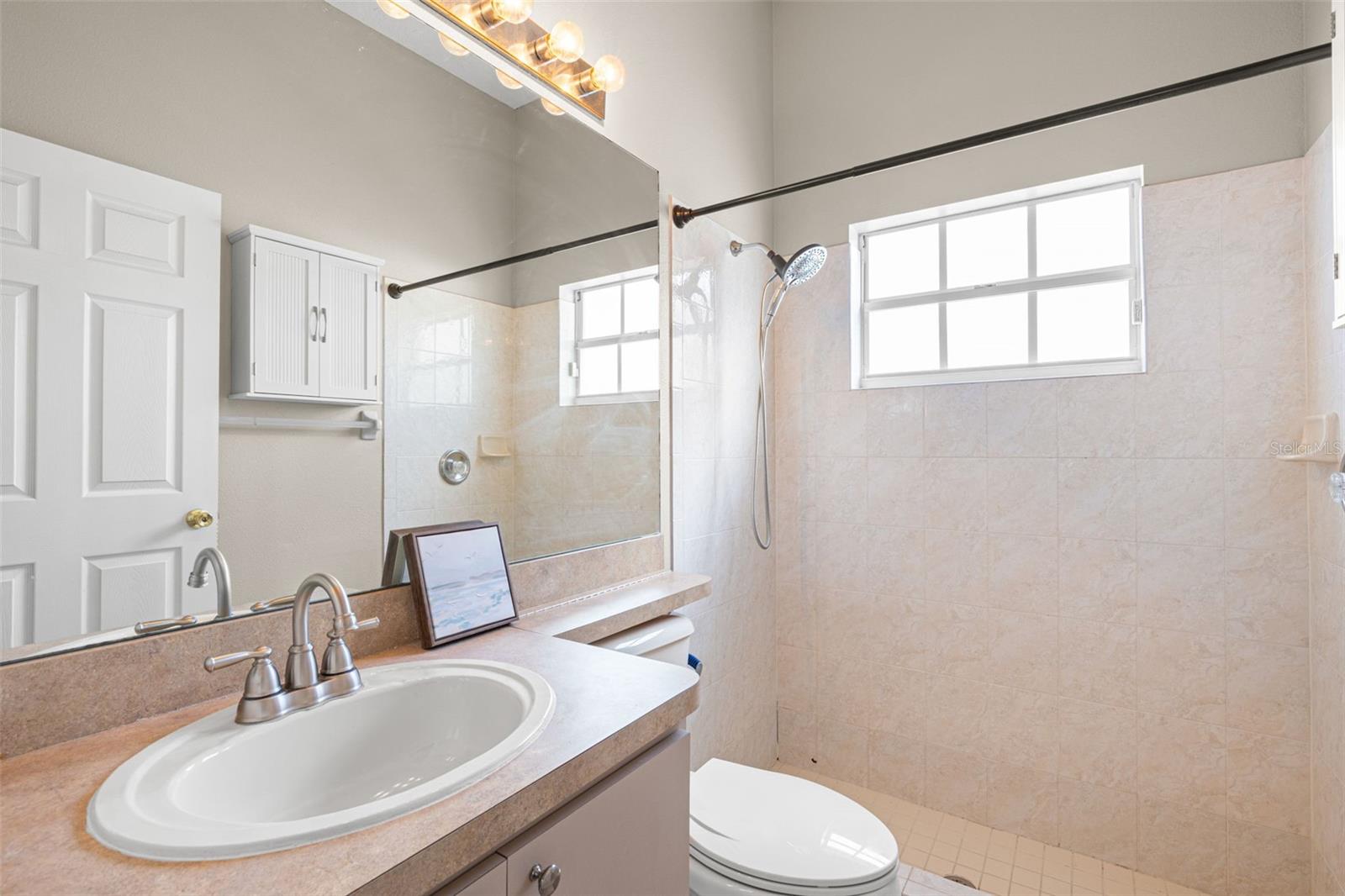7904 OREGOLD DR — photo 41