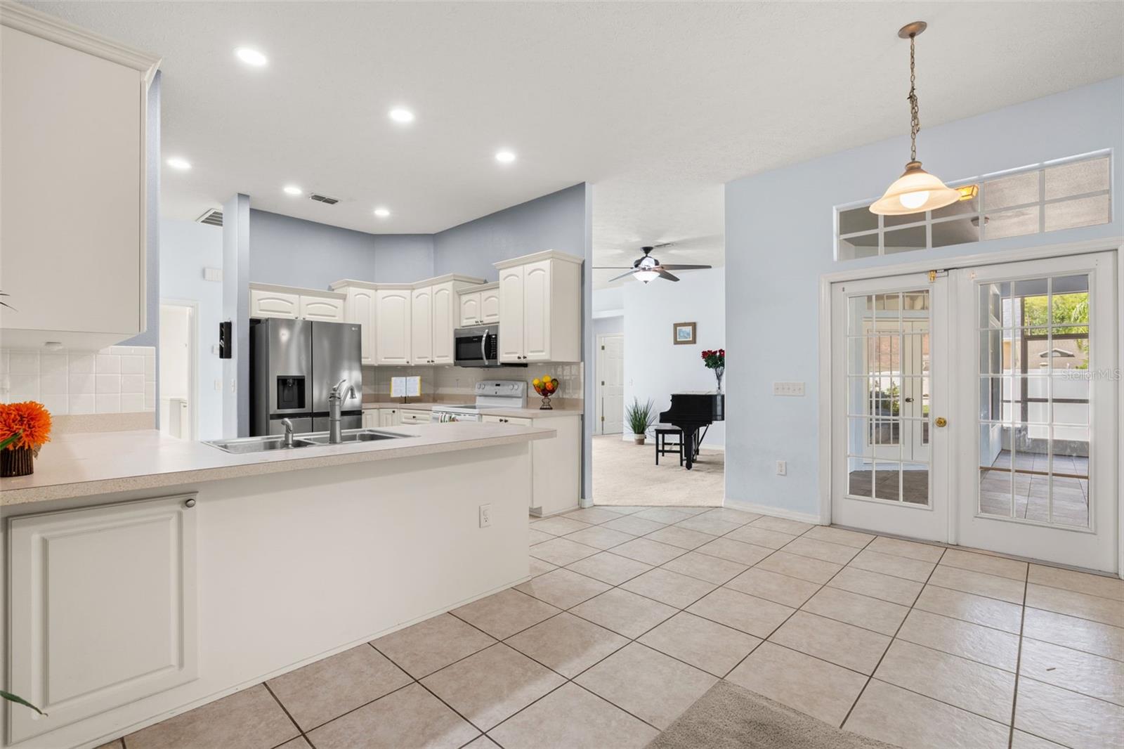 7904 OREGOLD DR — photo 17