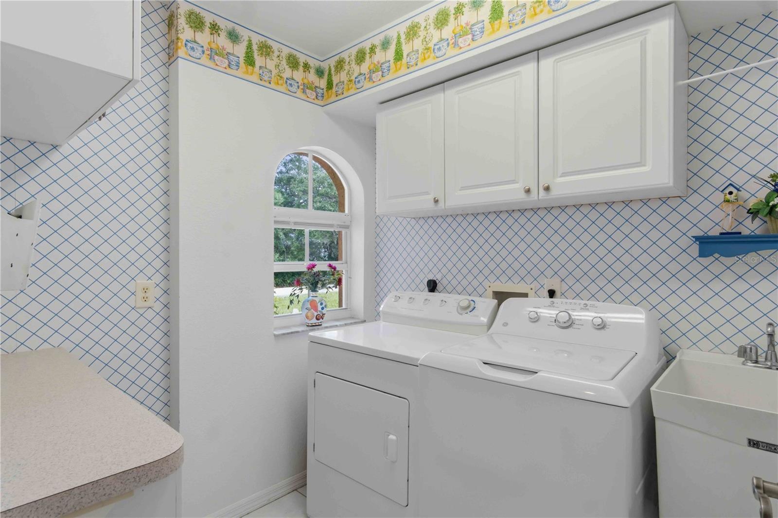4875 HANSARD AVE — photo 50