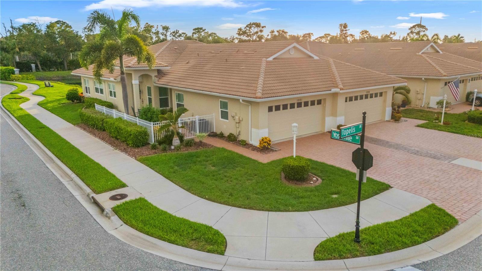 1001 TOPELIS DR — photo 9